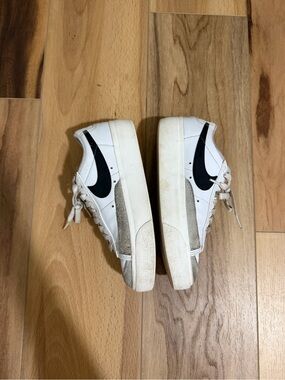 Nike Women's Blazer Low Platform sneakers